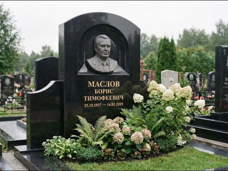 Памятник с барельефом — выполненная работа 11 в Мурманске