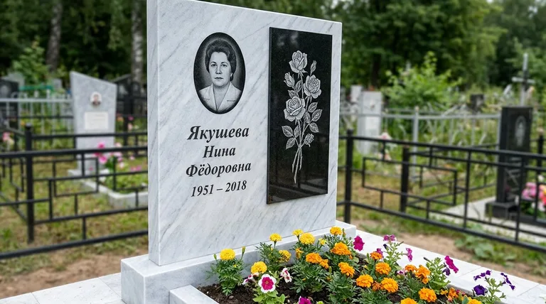 Памятник с гравировкой роз — выполненная работа «Якушева» в Мурманске