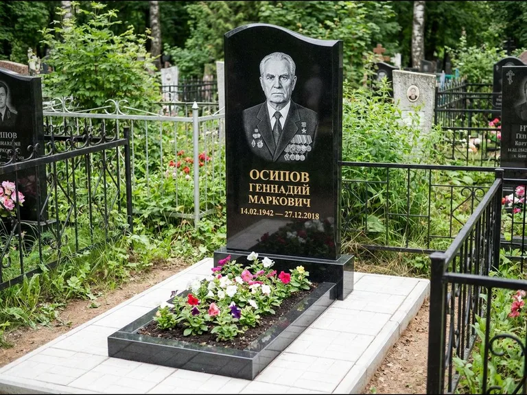 Гравировка портрета на чёрном граните — выполненная работа 7 в Мурманске