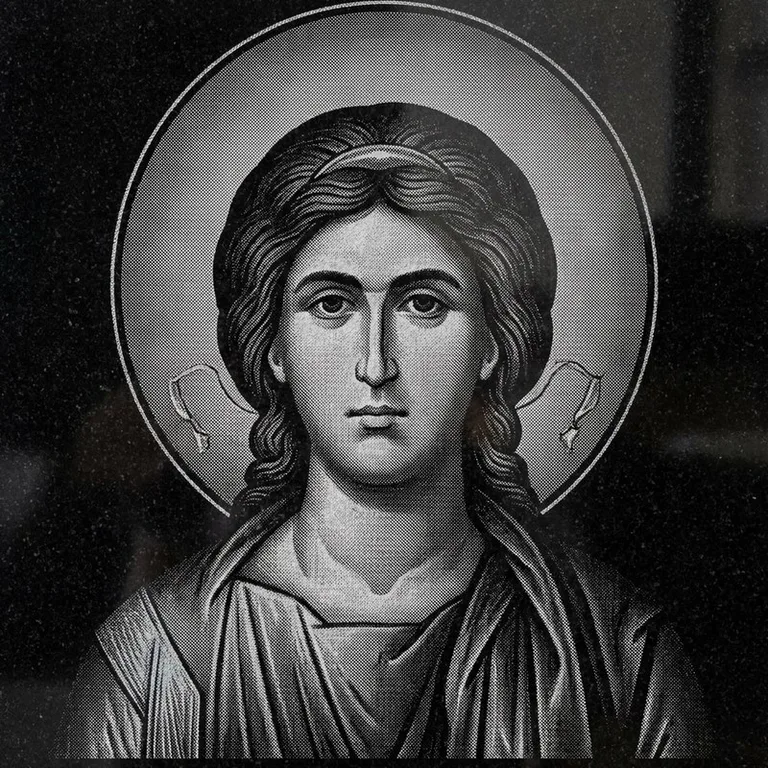 Эскиз иконы: Архангел Михаил (полутон) — образ архангела в полутонах, гравировка на памятник в Мурманске