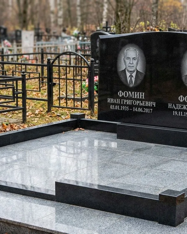 Премиум-комплекс под ключ с вазами и скамьёй в Мурманске